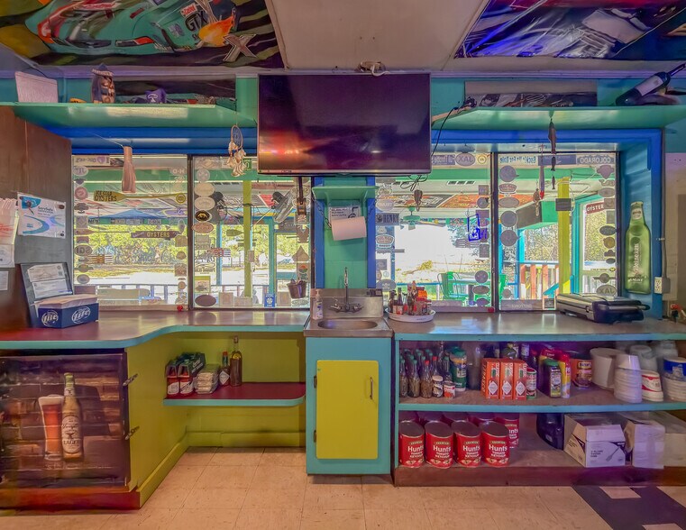 More Photos Of 4806 Jackson Cove Rd, Tallahassee Restaurant For Sale