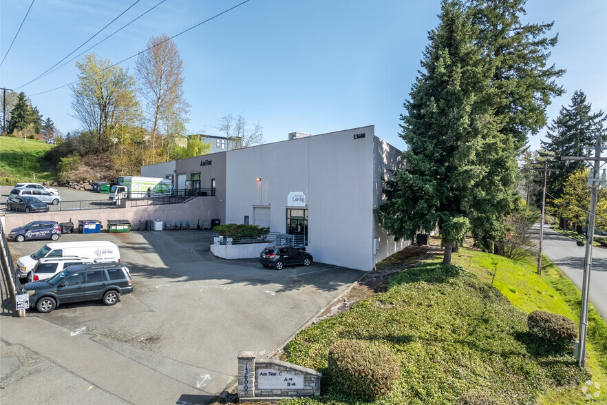 Primary Photo Of 13536 NE 126th Pl, Kirkland Warehouse For Lease