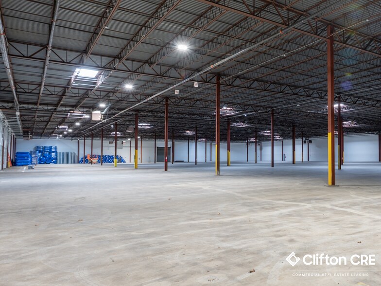 More Photos Of 50 Camptown Rd, Maplewood Warehouse For Lease