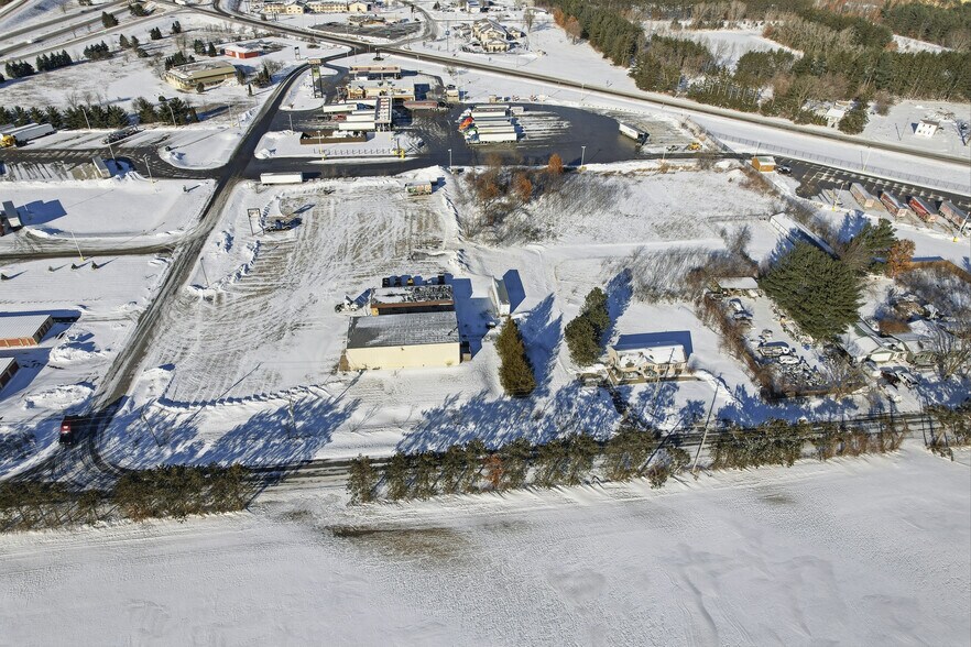 More Photos Of 5500 Prairie Dr, Plover Flex For Sale