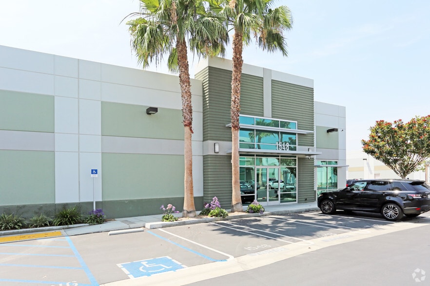 More Photos Of 1548 Kimberly Ave, Fullerton Warehouse For Lease