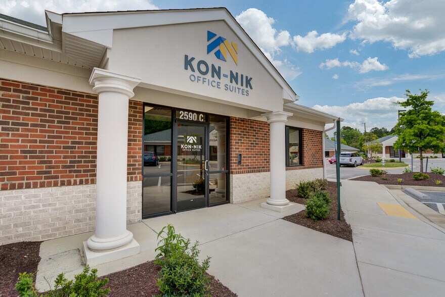 More Photos Of 2590 Gaskins Rd, Henrico Office For Lease