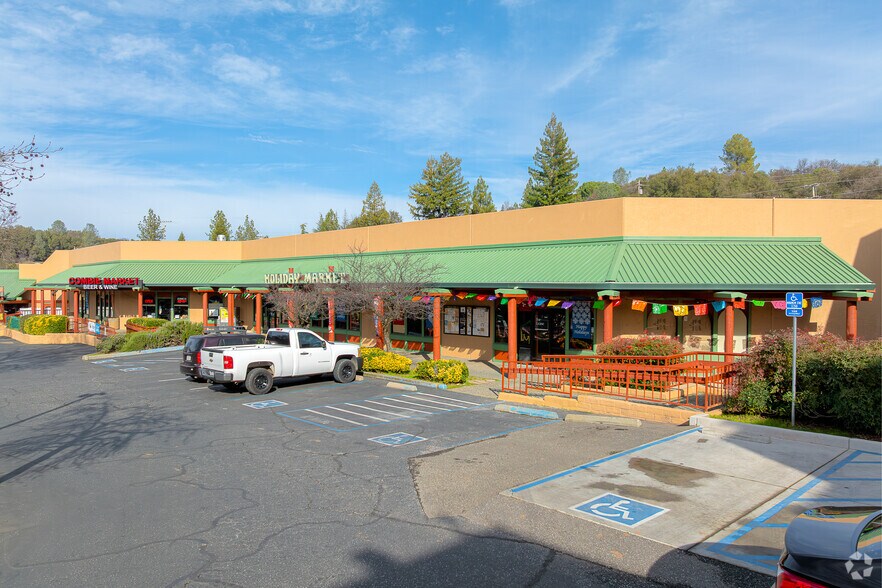 Primary Photo Of 10868-10966 Combie Rd, Auburn Unknown For Lease