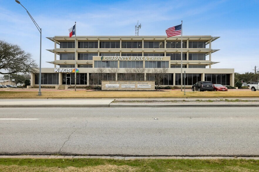 Primary Photo Of 2800 S Texas Ave, Bryan Office For Lease