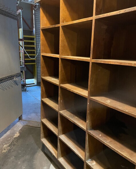 More Photos Of 6974 Mount Vernon St, Glen Saint Mary Auto Repair For Sale