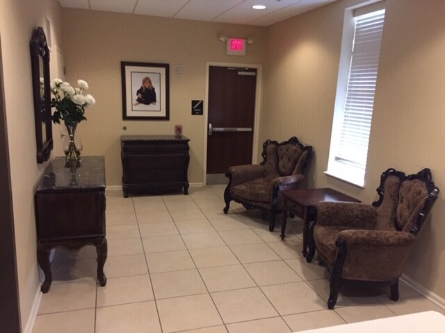 More Photos Of 101-105 S Main St, Coopersburg Medical For Lease