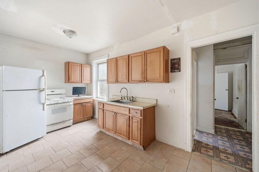 More Photos Of 3910 Seton Ave, Bronx Apartments For Sale