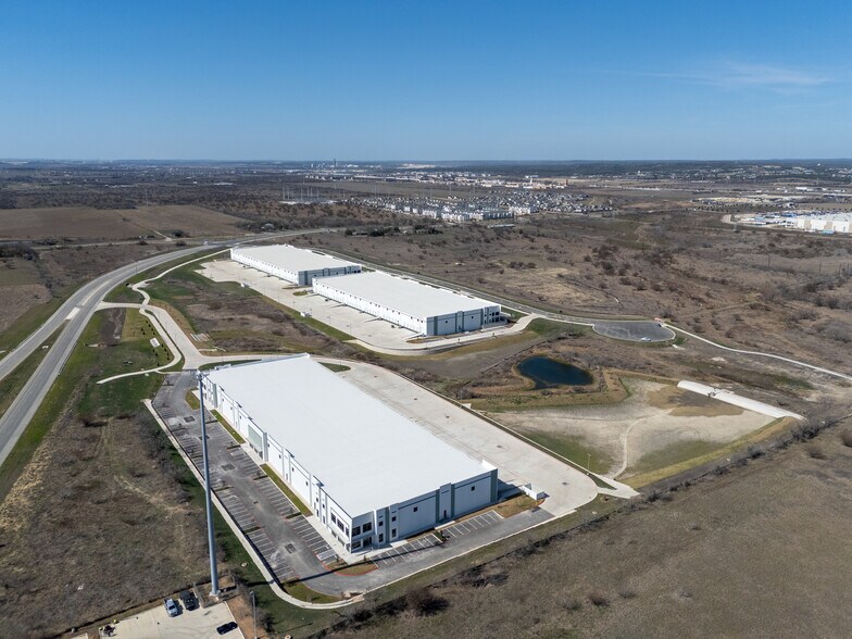 More Photos Of 1600 E McCarty Ln, San Marcos Unknown For Lease