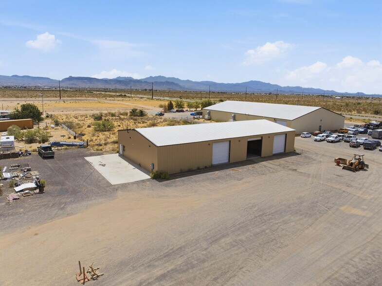 More Photos Of 1125 N Lowell Rd, Golden Valley General Retail For Lease