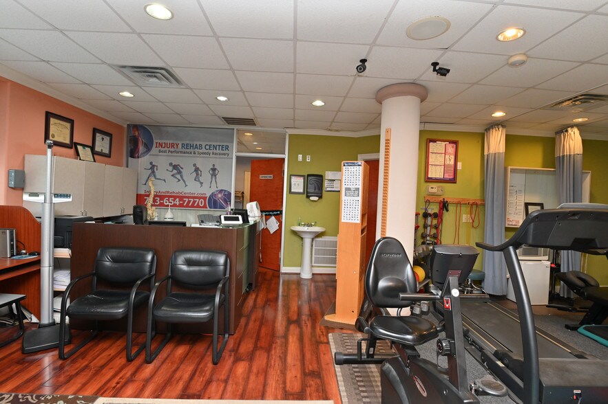 More Photos Of 2715 Fannin St, Houston Medical For Sale