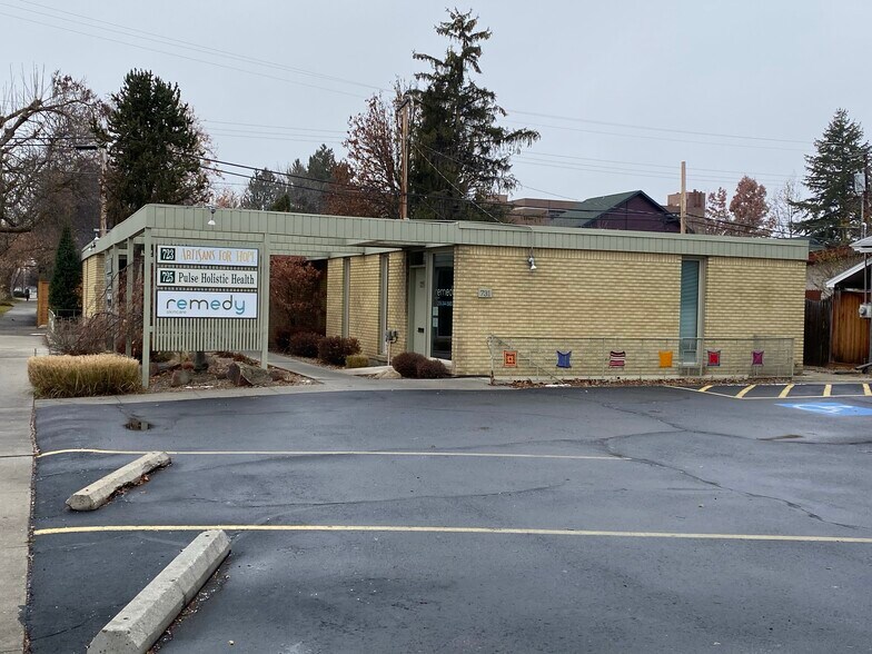 More Photos Of 723 N 15th St, Boise Office For Sale