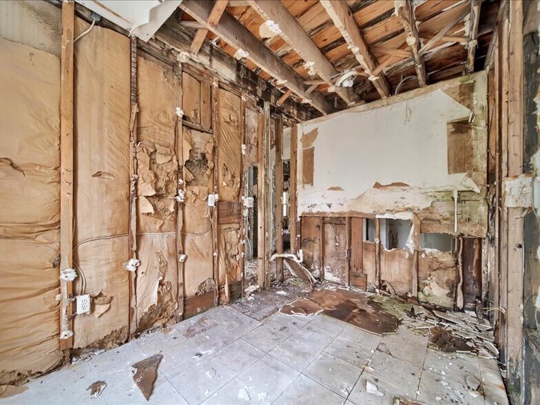 More Photos Of 280 Richton St, Highland Park Apartments For Sale