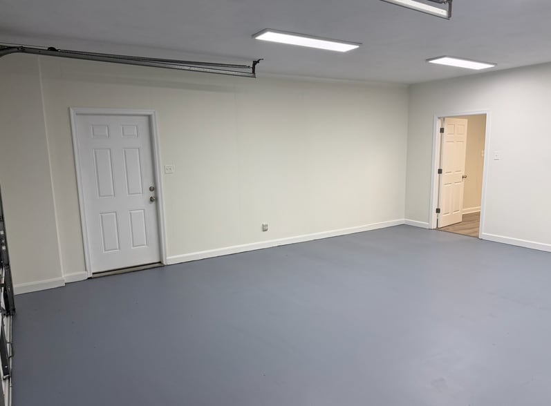 More Photos Of 1806 Hayward Ave, Chesapeake Loft Creative Space For Sale