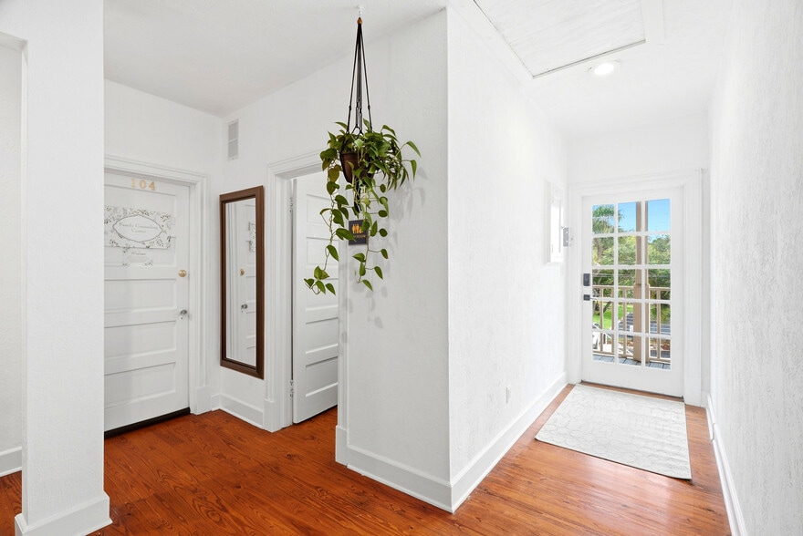 More Photos Of 7024 Central Ave, Saint Petersburg Medical For Sale