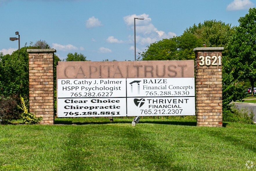 More Photos Of 3621 N Everbrook Ln, Muncie Office For Lease