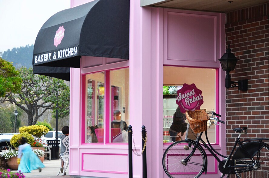 More Photos Of 243 Crossroads Blvd, Carmel Unknown For Lease