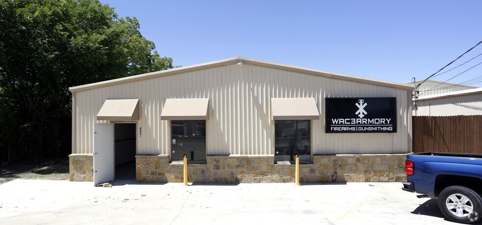 More Photos Of 8421-8445 FM 1187, Mansfield Warehouse For Sale