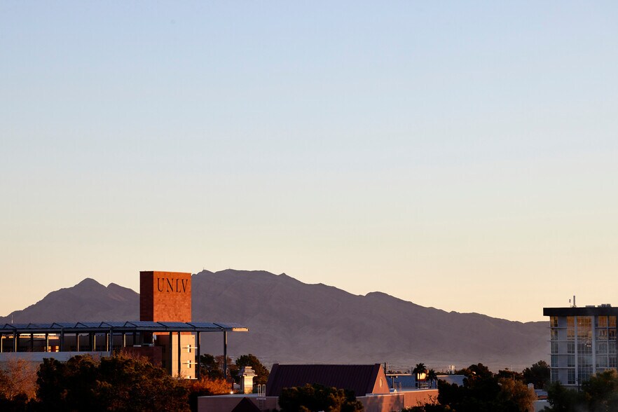 More Photos Of 4700 S Maryland Pky, Las Vegas Apartments For Lease