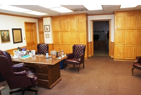 More Photos Of 3150 Grants Mill Rd W, Wallace Manufacturing For Sale