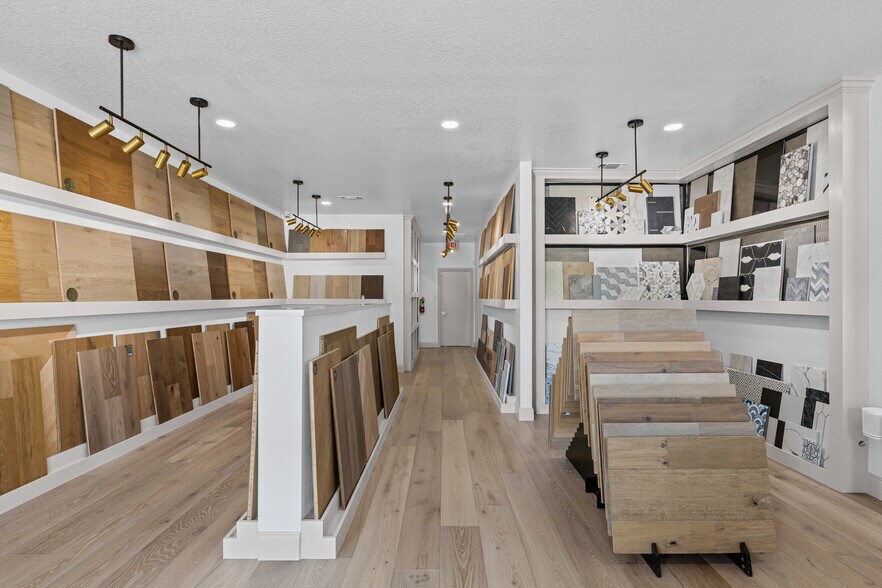 More Photos Of 621 N FM 1187, Aledo Office For Lease