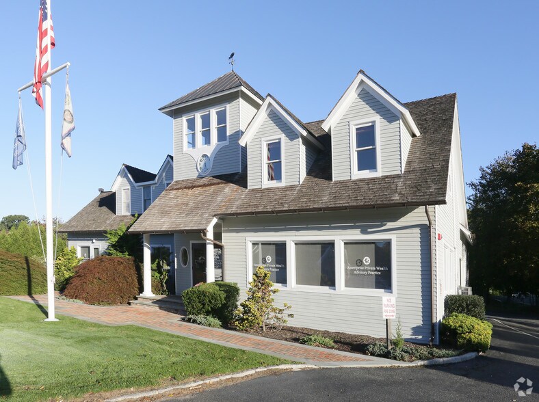 Primary Photo Of 1673 North Hwy, Southampton Storefront Retail Office For Lease