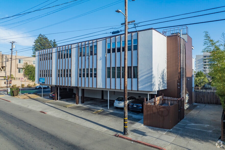 More Photos Of 2500 Dana St, Berkeley Apartments For Sale