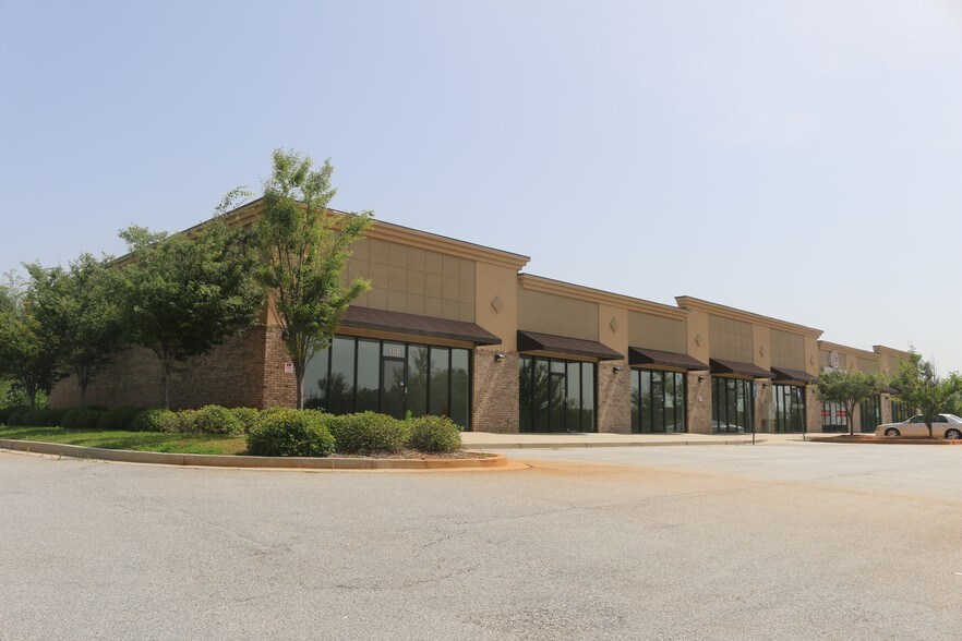 More Photos Of 1820 Noah's Ark Rd, Jonesboro Storefront For Lease