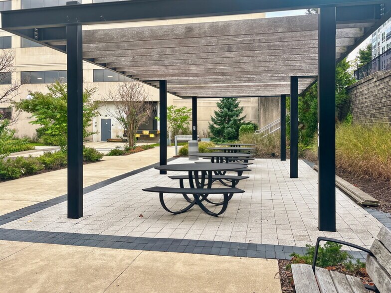 More Photos Of 150 Monument Rd, Bala Cynwyd Office For Lease