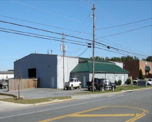 More Photos Of 405 Old Mill Rd, Cartersville Warehouse For Sale