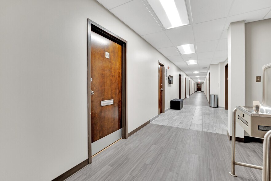 More Photos Of 611 S Carlin Springs Rd, Arlington Medical For Lease