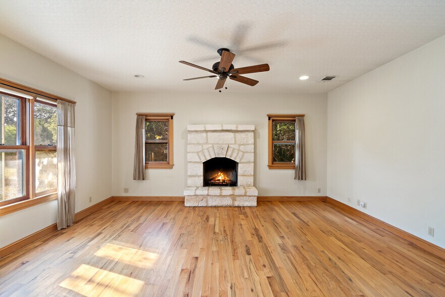 More Photos Of 534 County Road 407, Spicewood Land For Sale