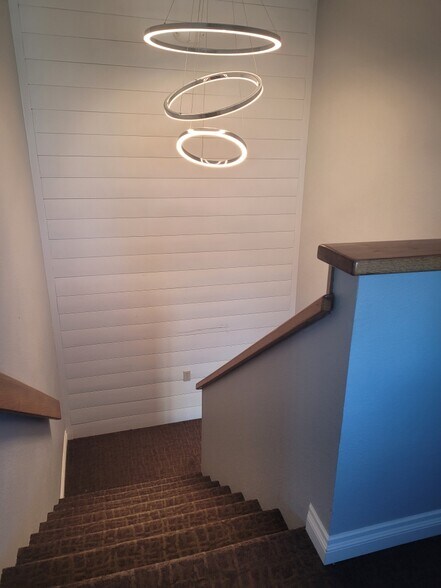 More Photos Of 3039 Davis Rd, Fairbanks Medical For Lease