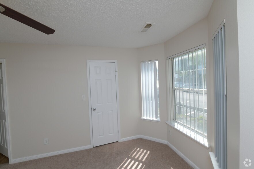 More Photos Of 100 Elena St, Cranston Apartments For Sale