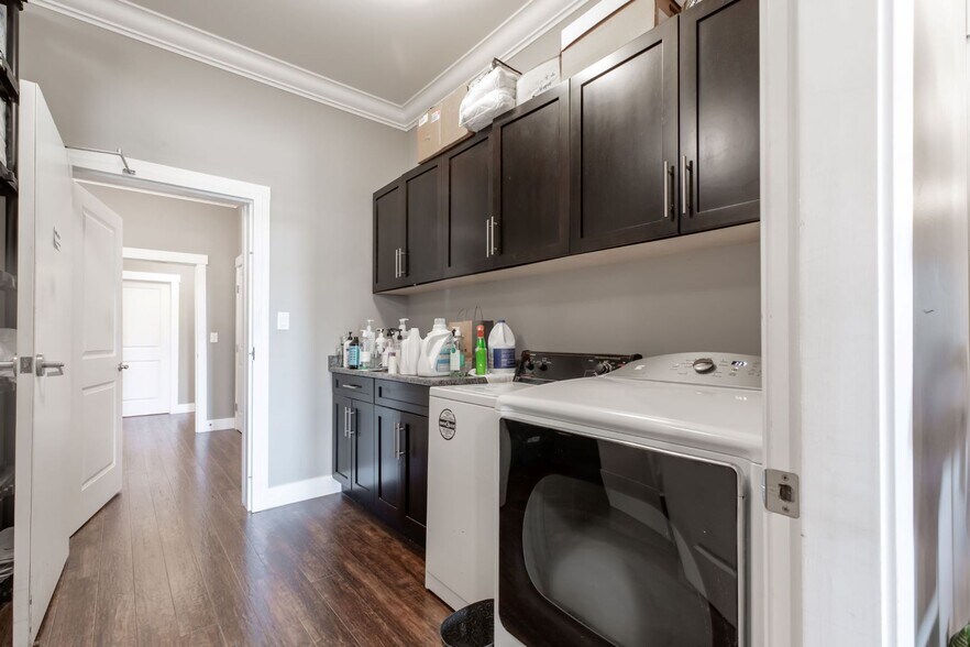 More Photos Of 2379 Chardonnay Ln, Abbotsford Hospitality For Sale