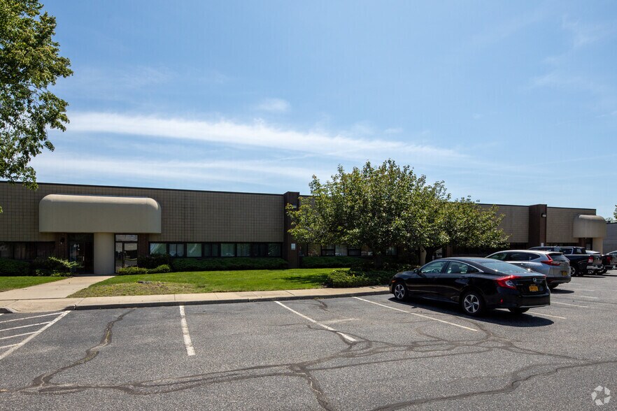 Primary Photo Of 85 Air Park Dr, Ronkonkoma Industrial For Sale