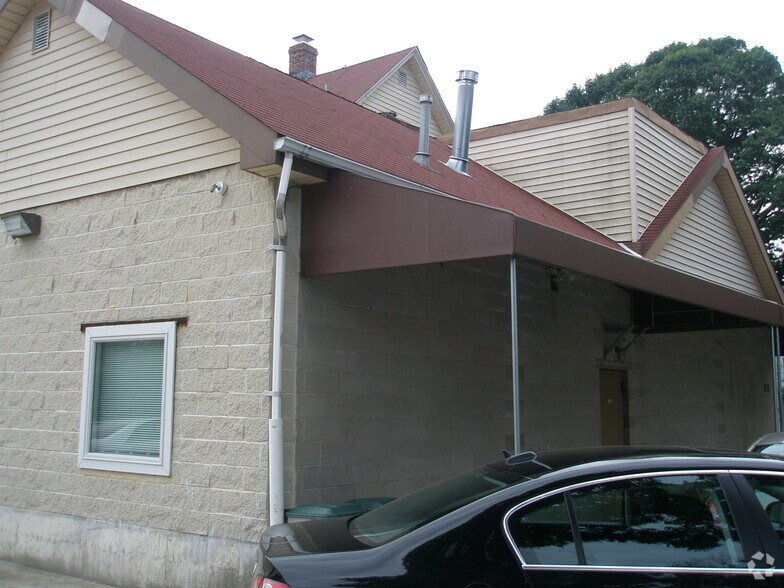 More Photos Of 22 S Maryland Ave, Port Washington Medical For Lease