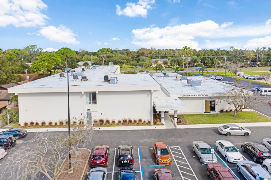 More Photos Of 500 N Washington Ave, Titusville Medical For Lease