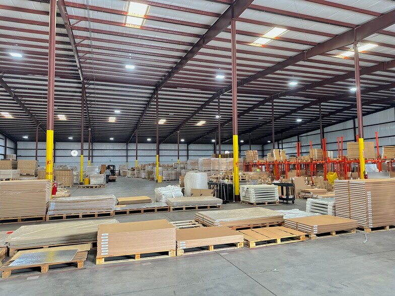 More Photos Of 5250 Old Louisville Rd, Pooler Warehouse For Lease