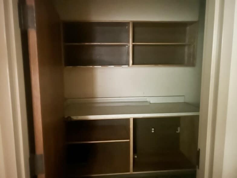 More Photos Of 350 N Summit St, Crescent City Freestanding For Sale