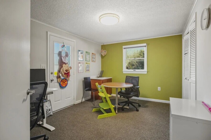 More Photos Of 1591 Port Republic Rd, Harrisonburg Office For Lease