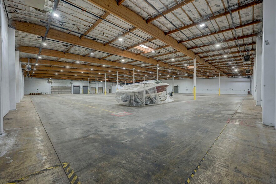 More Photos Of 575-585 Reactor Way, Reno Distribution For Lease