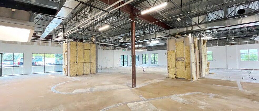 More Photos Of 521 Montgomery Hwy, Vestavia Hills Unknown For Lease