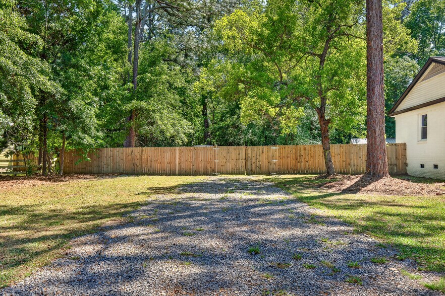 More Photos Of 1120 Central Ave, Summerville Office For Sale