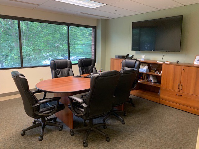 More Photos Of 43 Danbury Rd, Wilton Office For Lease