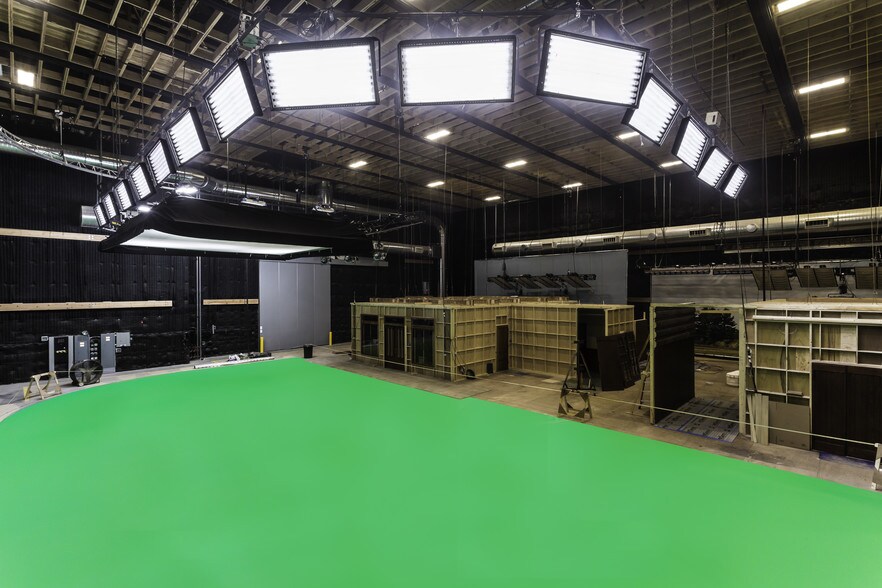 More Photos Of 4001 Kearns Blvd, Park City Movie Radio TVStudio For Sale