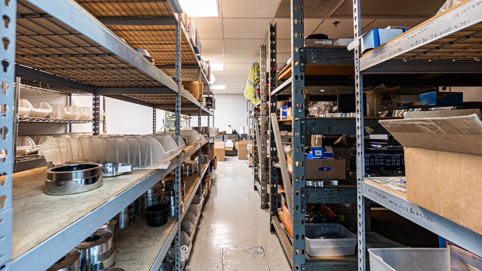 More Photos Of 280 S I St, San Bernardino Warehouse For Lease