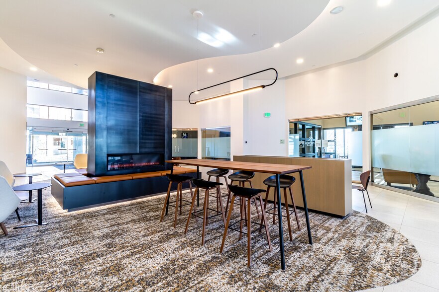 More Photos Of 7887 E Belleview Ave, Denver Serviced Offices For Lease