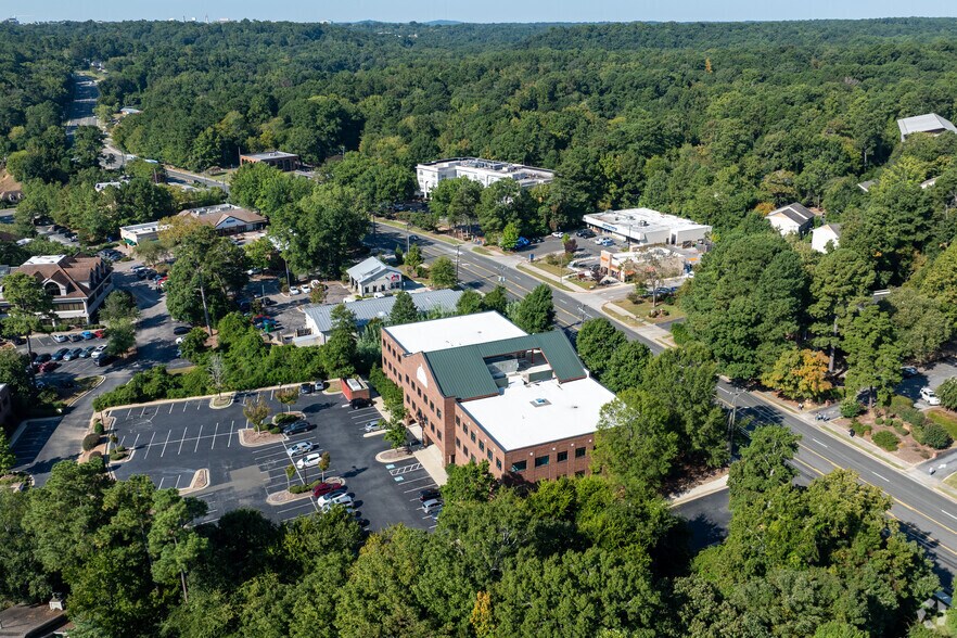 More Photos Of 1520 E Franklin St, Chapel Hill Unknown For Lease