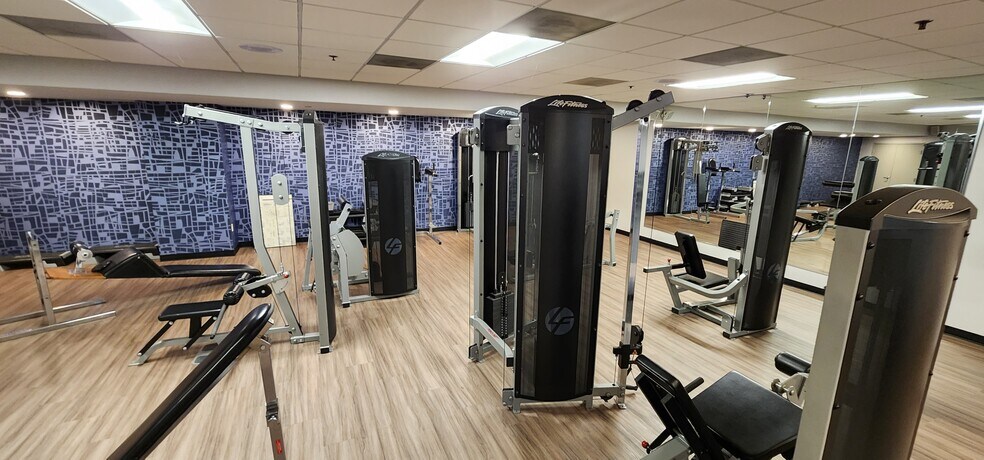 More Photos Of 6801 Governors Lake Pky, Peachtree Corners Office For Lease