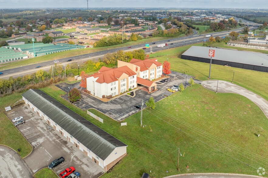 More Photos Of 1751 Lexington Rd, Richmond Hospitality For Sale